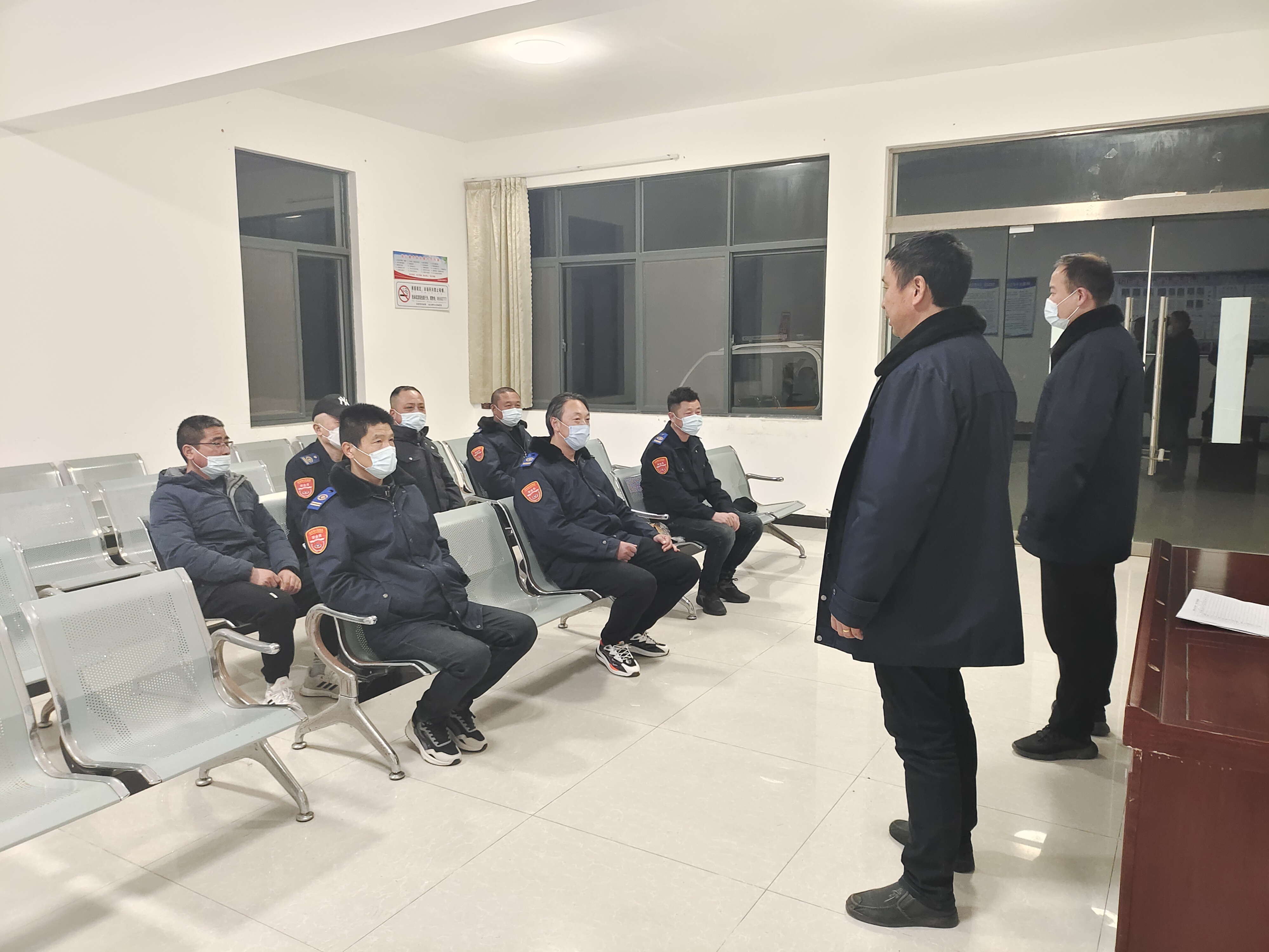 公交集團(tuán)公交事業(yè)一部召開安全合格班組會(huì)議  不斷提升安全責(zé)任