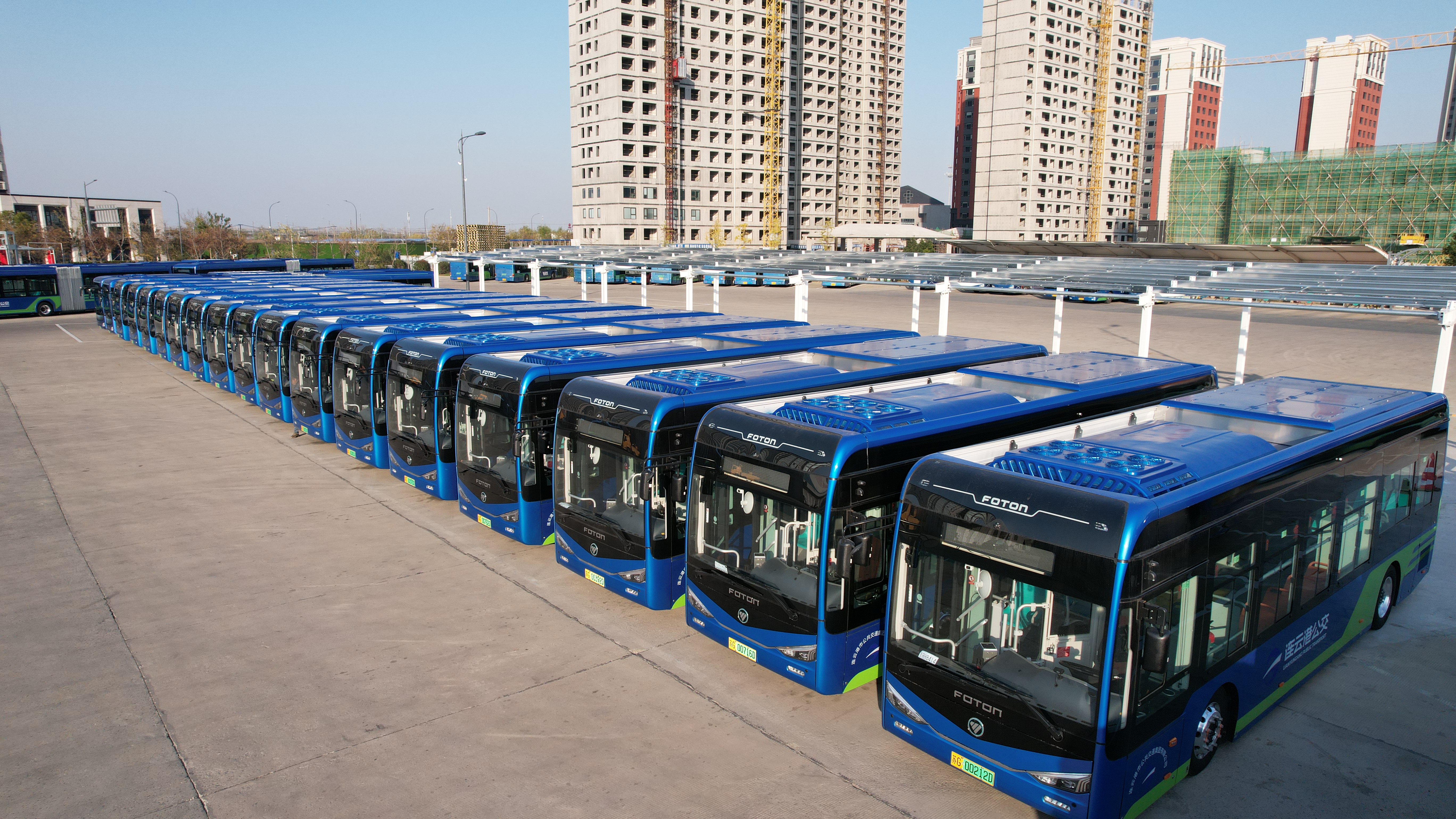 即日起，連云港公交150臺新能源公交車陸續(xù)投入運(yùn)營