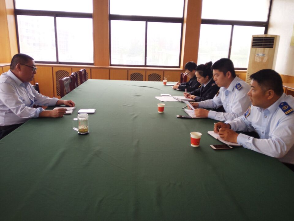 公交佳連公司召開定制公交市場調(diào)研分析會(huì)