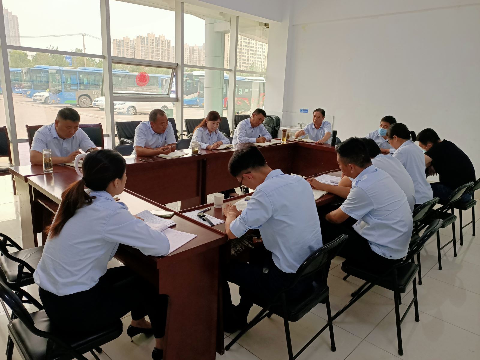 經營發(fā)展事業(yè)部召開中秋國慶期間作風建設專題會議