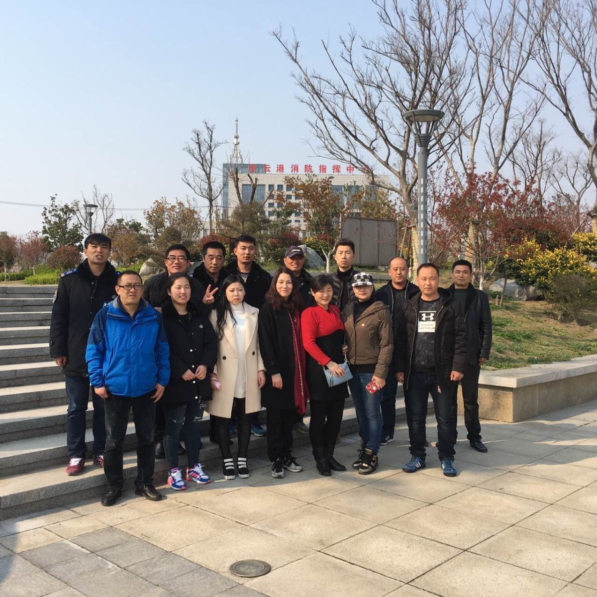 公交新浦公司開展應(yīng)急救援隊伍體能訓(xùn)練