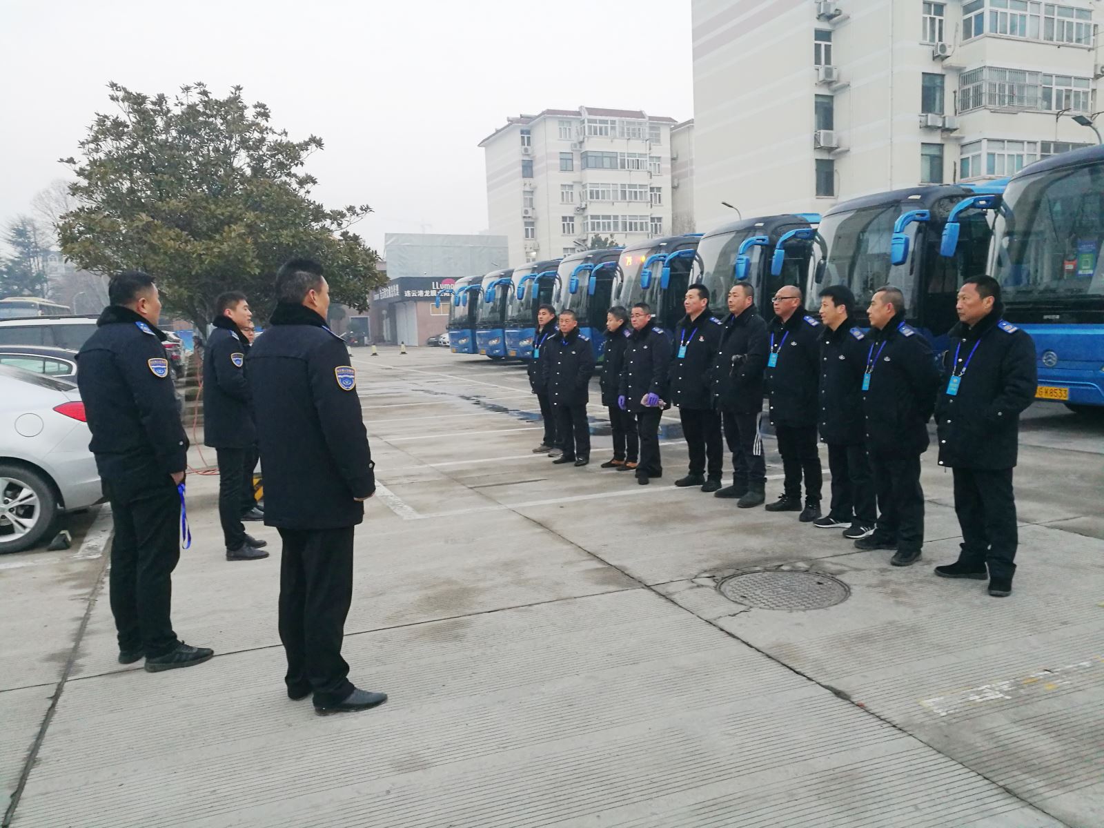 市公交集團(tuán)全力做好“兩會(huì)”服務(wù)用車(chē)保障工作