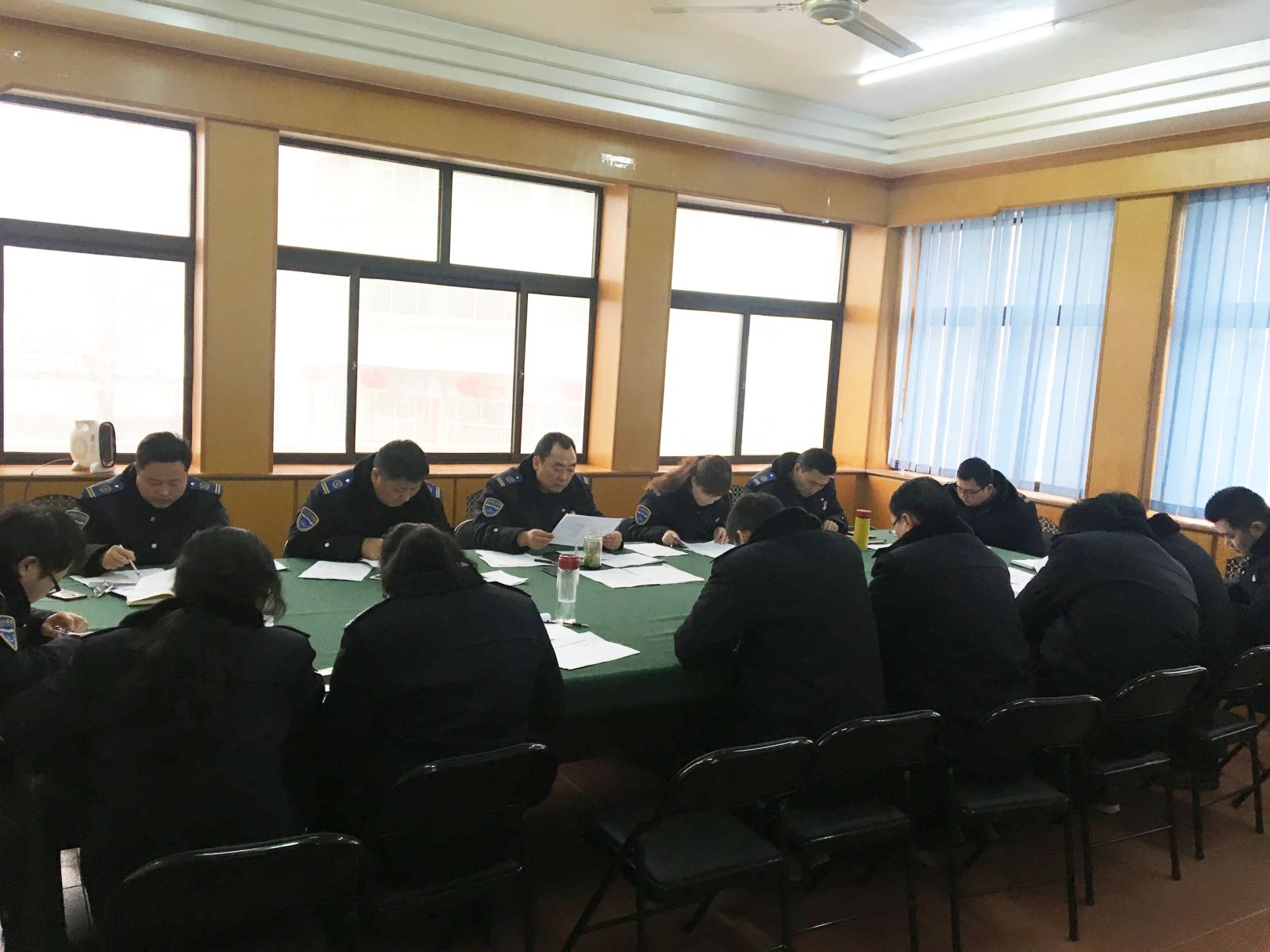 公交集團(tuán)經(jīng)營(yíng)發(fā)展事業(yè)部組織召開績(jī)效考核方案修訂專題討論會(huì)